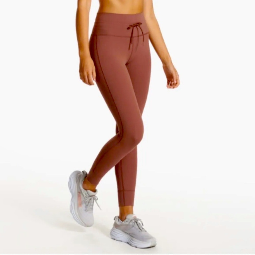 Vuori Daily Leggings - Hazelnut Rose